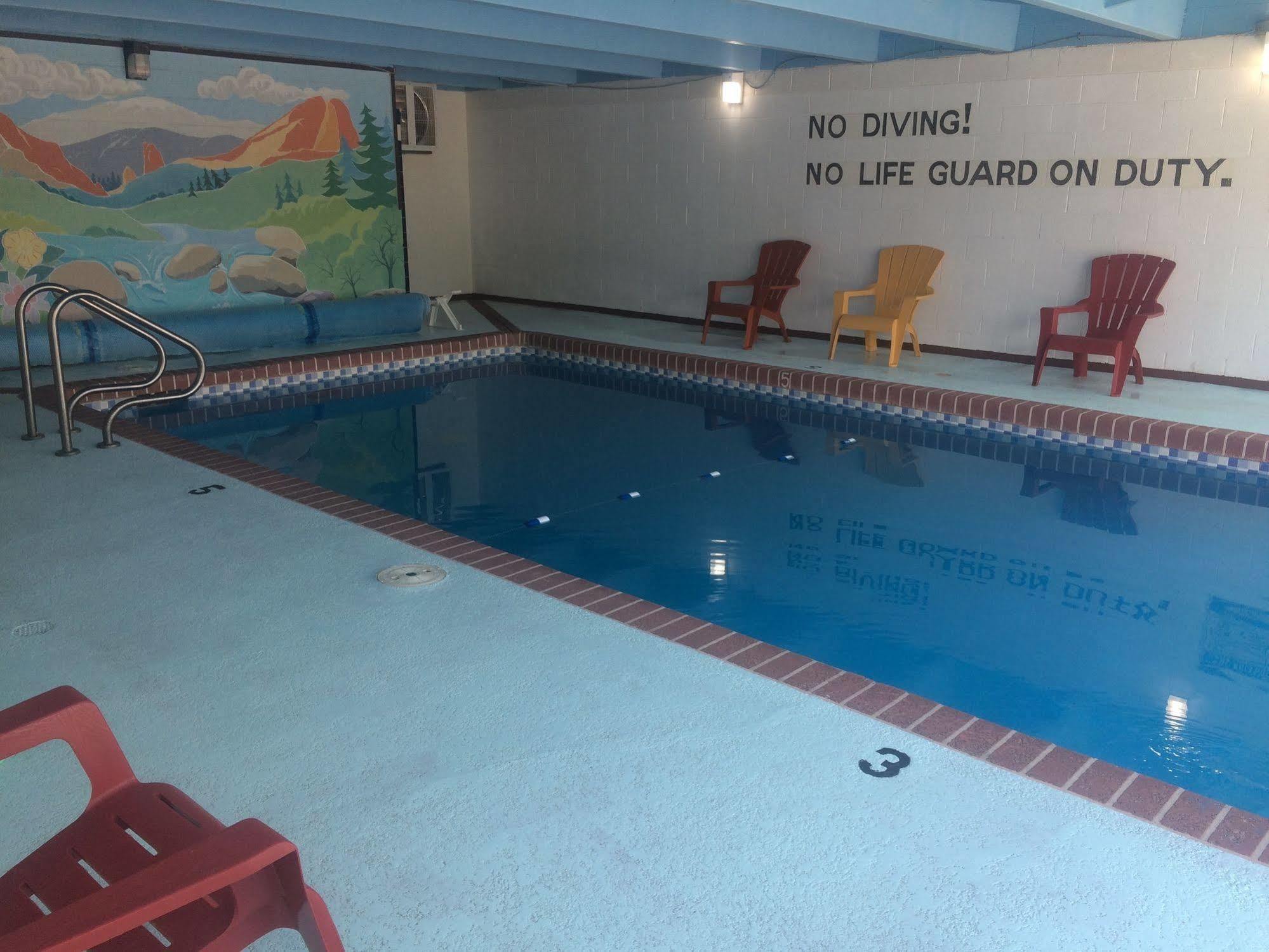 Garden Of The Gods Motel Colorado Springs Exterior photo